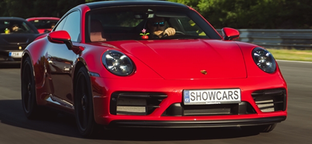 Porsche 911 Carrera GTS 4